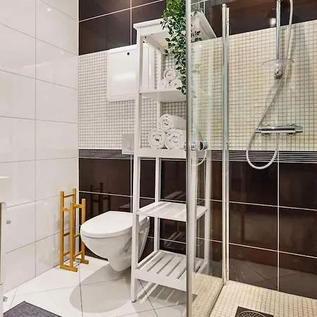 Dinbnb I Top-modern In Historical Sandviken Apartment *