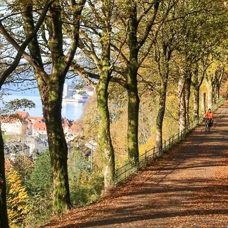 Dinbnb I Top-modern In Historical Sandviken *