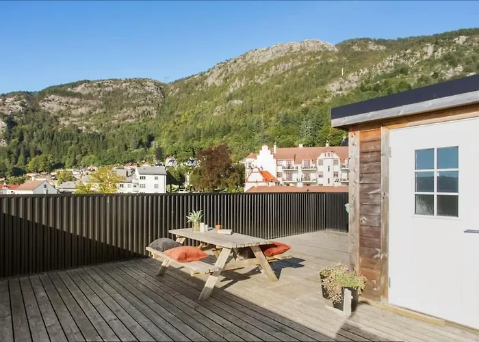 Daire Dinbnb I Top-modern In Historical Sandviken *
